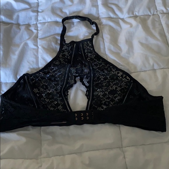 Victoria's Secret Very Sexy Bralette - Picture 4 of 6
